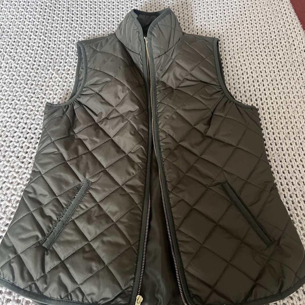 Old Navy Dark Green Quilted Vest